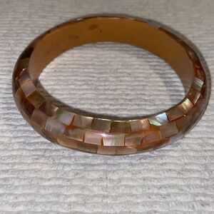 Vintage Art Deco wooden bangle bracelet